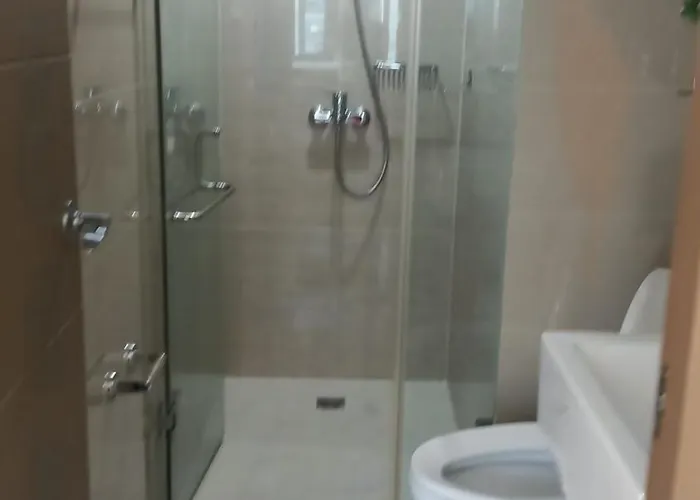 Apartment 1 Bedroom Condotel In Front Of Terminal 3 Airport *