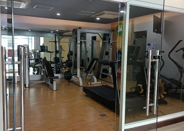 Apartment 1 Bedroom Condotel In Front Of Terminal 3 Airport Manila