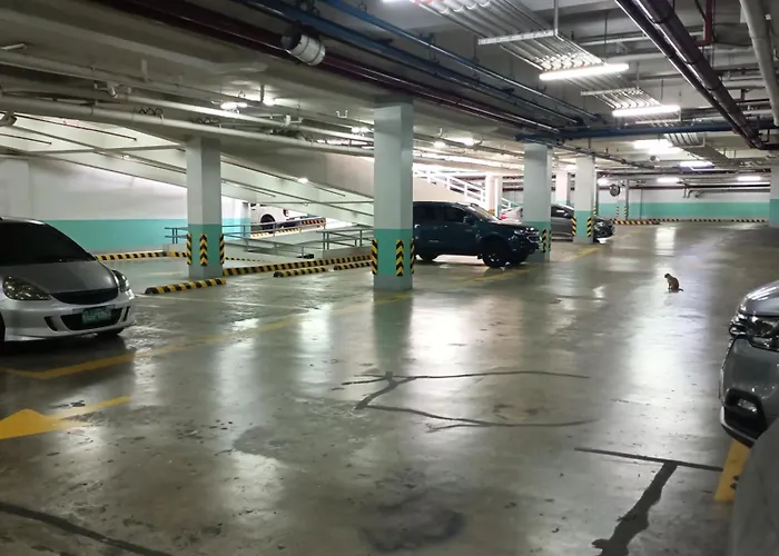 1 Bedroom Condotel In Front Of Terminal 3 Airport Apartment Manila