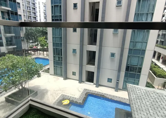 1 Bedroom Condotel In Front Of Terminal 3 Airport Apartment